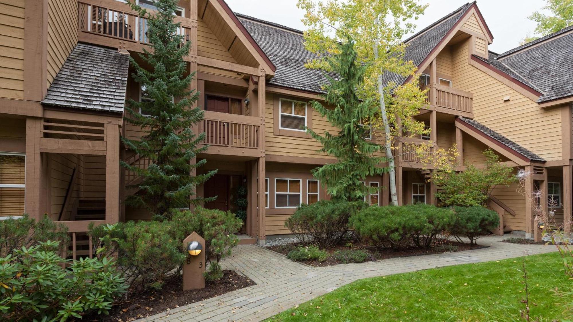 Alpine Greens 8 | Bright Townhome Near Blackcomb, Walk Or Shuttle To Skiing, Secure Parking Whistler Bagian luar foto