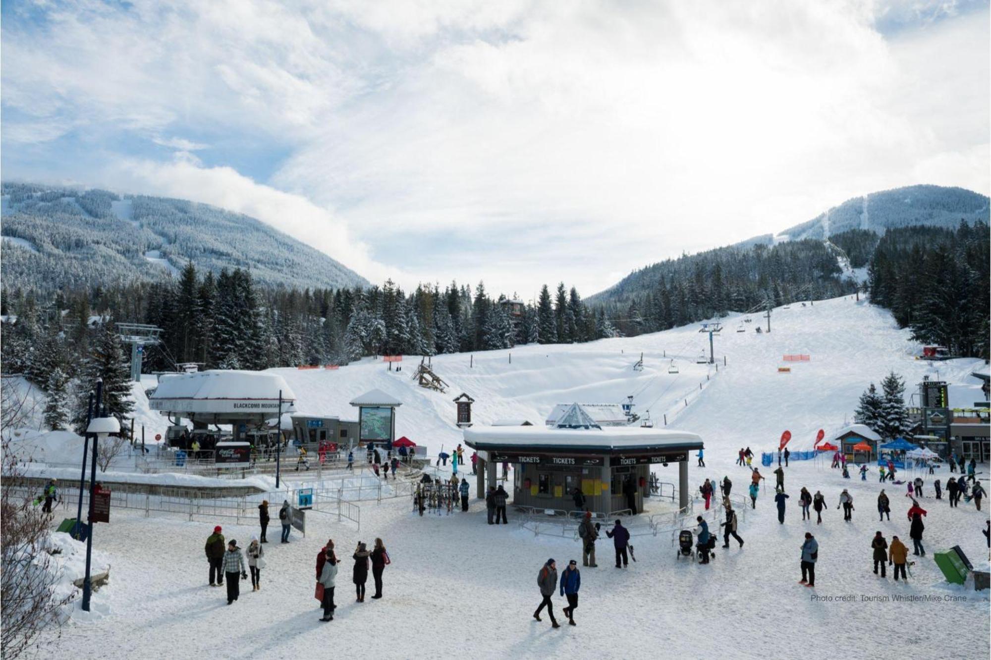 Alpine Greens 8 | Bright Townhome Near Blackcomb, Walk Or Shuttle To Skiing, Secure Parking Whistler Bagian luar foto